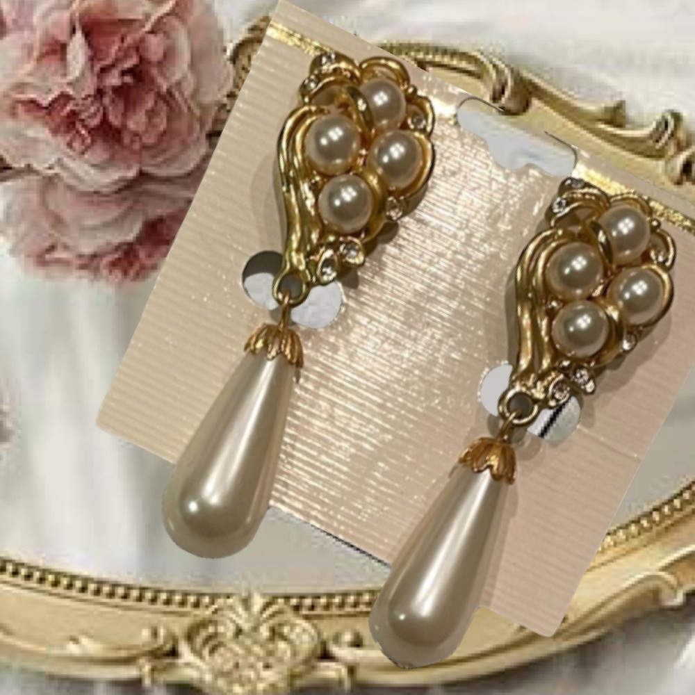 Vintage Pearl Drop Cluster Earrings Romantic Victorian Antique Renaissance - Picture 9 of 11